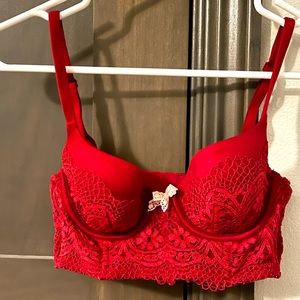 Body by Victoria Lined Demi Bra 32B